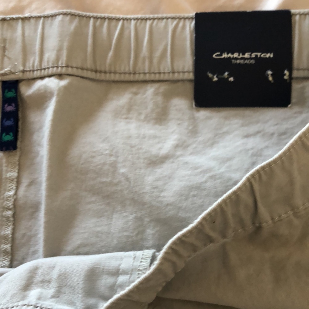 Charleston Threads shorts - Picture 6 of 9